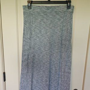 Lightweight knit LOFT Lou and Grey Maxi Skirt